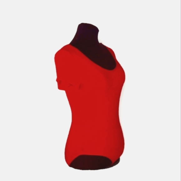 COPY - Hearts and hips bodysuit with snap bottoms red, size large. - Picture 4 of 9